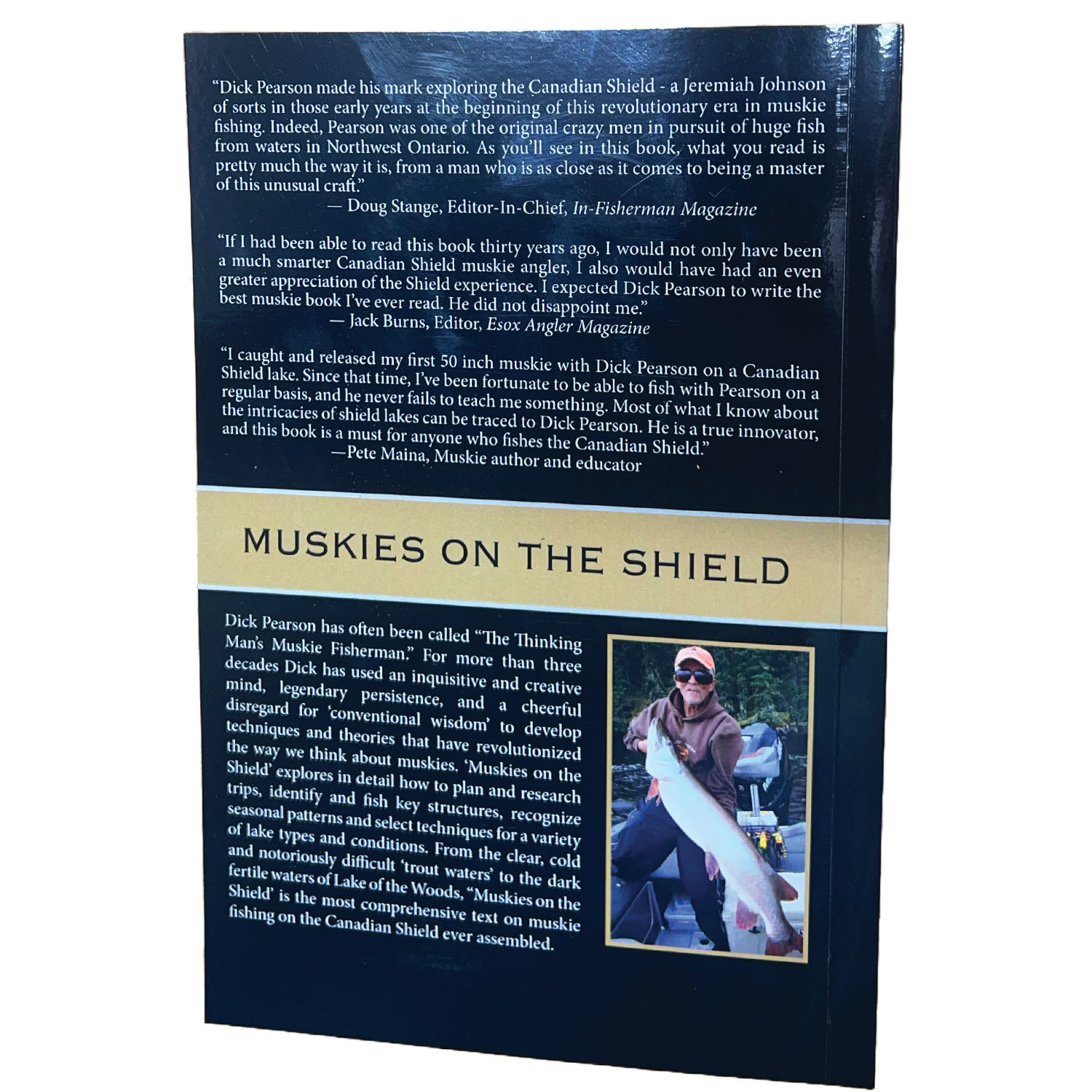 Dick Pearson - Muskies On The Shield Book